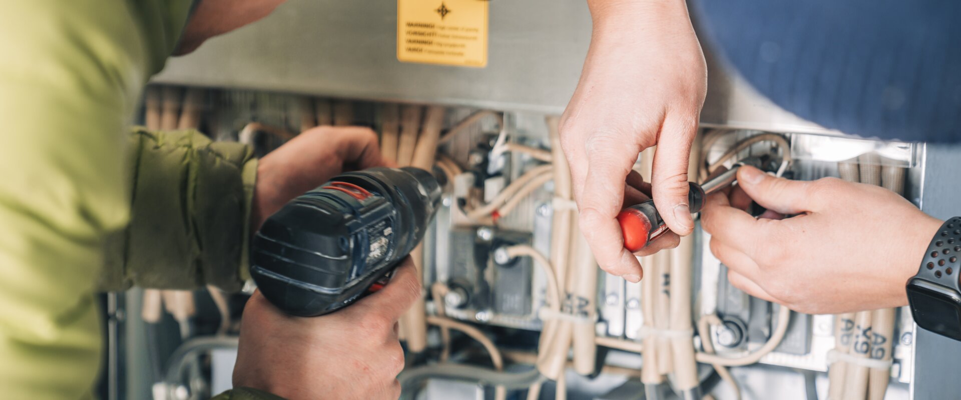 Elektroinstallateur/in-EFZ | Lehrberufe bei den Zermatt
